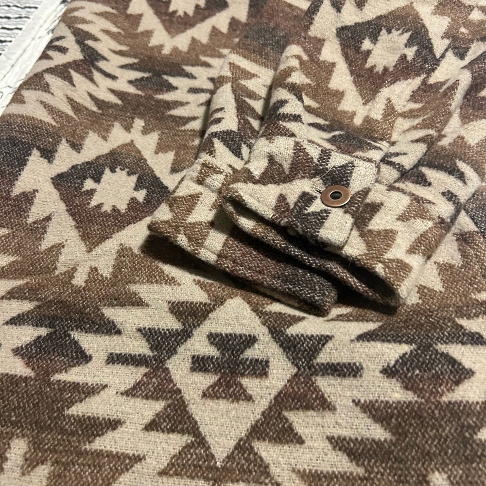 Brown Western Aztec Jacket Geometric Patterned Shacket NEW - Picture 7 of 7